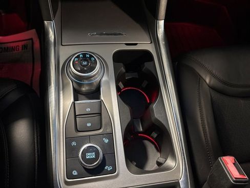 Used 2020 Ford Explorer Platinum w/ Premium Technology Package image 27