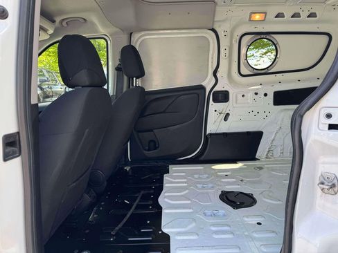 Used 2022 RAM ProMaster City Tradesman FWD image 14