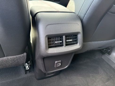 Used 2023 Chevrolet Equinox RS image 14