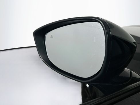Used 2025 MAZDA CX-50 AWD 2.5 S w/ Preferred Package image 16