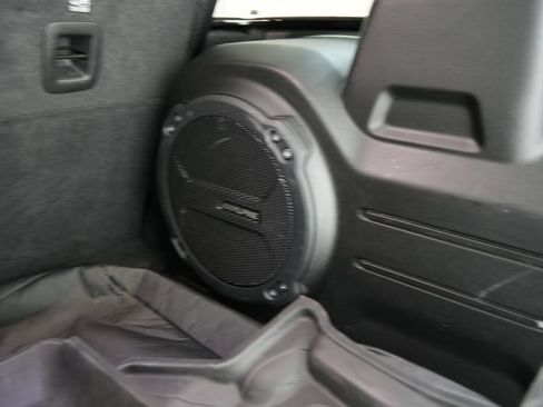 Used 2022 Jeep Wrangler Unlimited Sahara AWD/4WD image 33