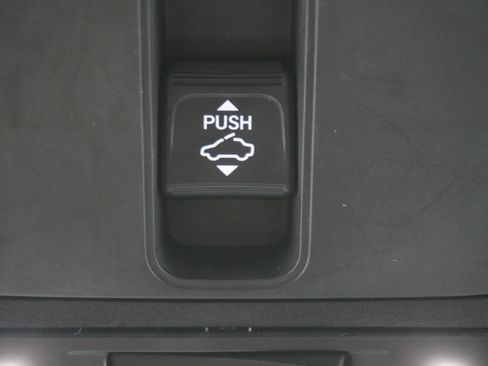 Used 2024 Honda CR-V Sport Touring image 24