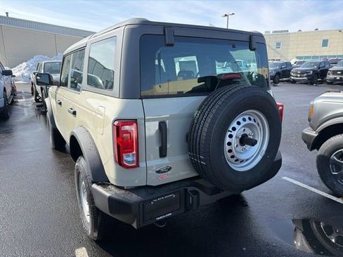 New 2025 Ford Bronco 4-Door AWD/4WD image 5