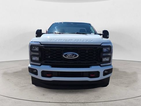 Certified 2025 Ford F250 XL w/ STX Appearance Package AWD/4WD image 2