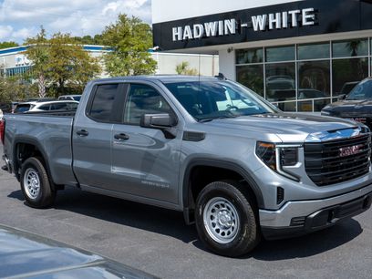 New 2026 GMC Sierra 1500 Pro w/ Pro Value Package