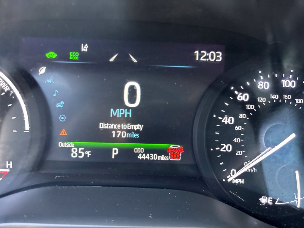 Used 2025 Toyota Sienna XLE FWD image 24