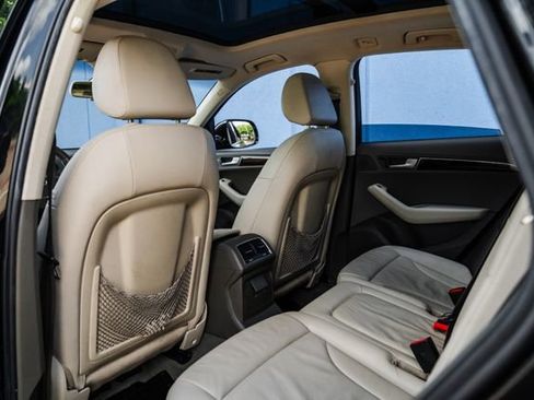 Used 2012 Audi Q5 2.0T Premium Plus w/ Premium Plus Pkg image 62