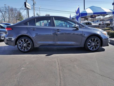 Used 2024 Toyota Corolla SE image 4