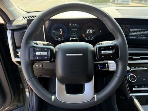 Used 2025 Hyundai Santa Fe SEL image 11