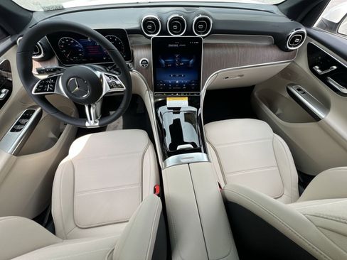 New 2026 Mercedes-Benz GLC 300 4MATIC image 13