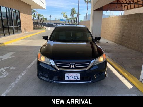 Used 2013 Honda Accord LX image 2