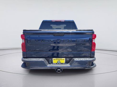 Used 2023 Chevrolet Silverado 1500 Custom w/ LPO, Dark Essentials Package RWD image 4