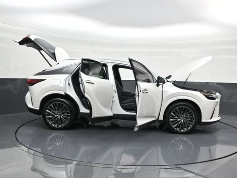 Used 2025 Lexus RX 450h AWD w/ Convenience Package image 34