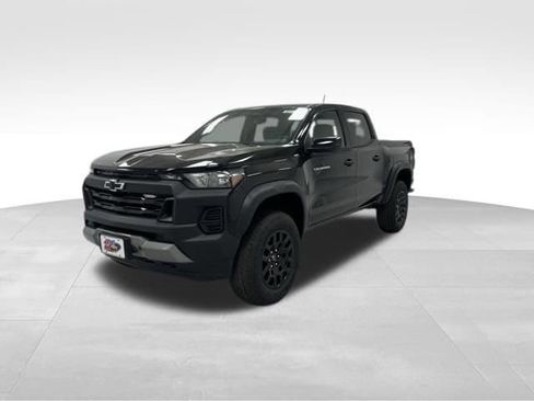 New 2026 Chevrolet Colorado Trail Boss AWD/4WD image 3