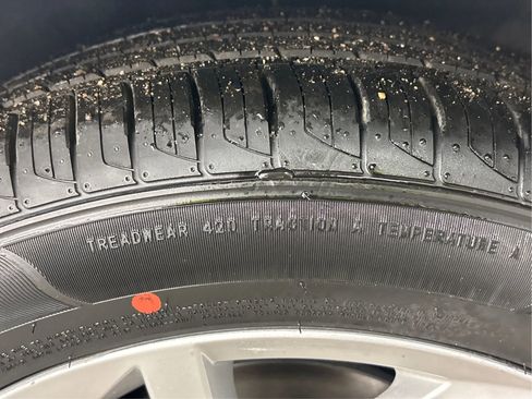 Used 2018 Volkswagen Passat 2.0T SE w/ SE Lighting Package image 33