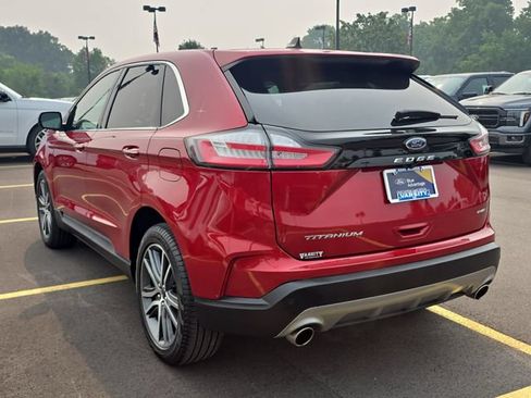 Certified 2024 Ford Edge Titanium w/ Equipment Group 301A AWD/4WD image 3