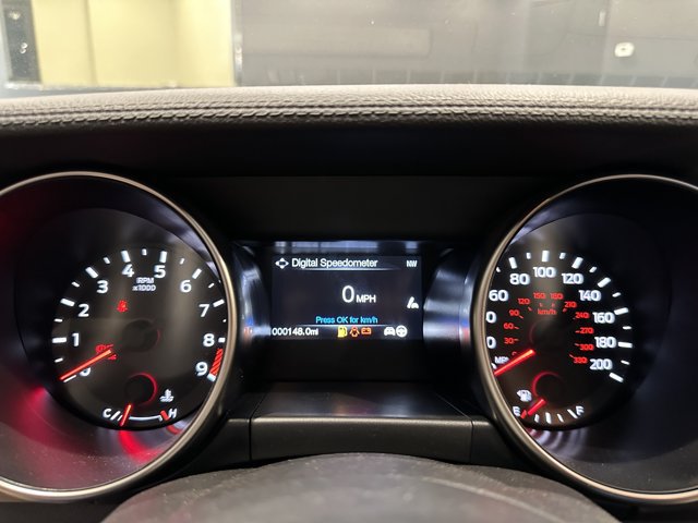 Used 2018 Ford Mustang Shelby GT350R w/ GT350R Equipment Group 920A RWD image 29