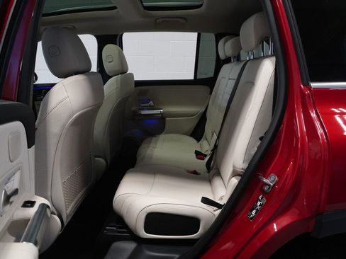 New 2026 Mercedes-Benz GLB 250 4MATIC image 16