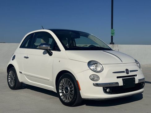 Used 2013 FIAT 500 Lounge w/ Luxury Leather Pkg image 2