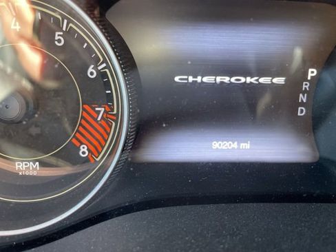 Used 2014 Jeep Cherokee Trailhawk w/ Comfort/Convenience Group image 12