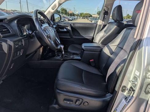Used 2024 Toyota 4Runner TRD Off-Road Premium AWD/4WD image 27