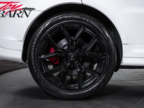 Used 2020 Land Rover Range Rover Sport SVR AWD/4WD image 12
