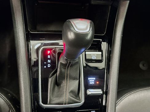 Used 2022 Jeep Compass Limited image 25