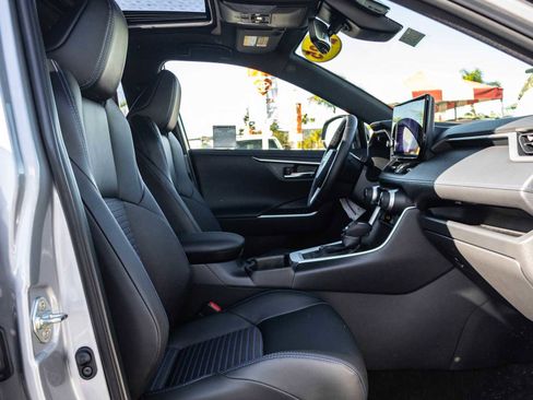 Used 2025 Toyota RAV4 XSE image 19