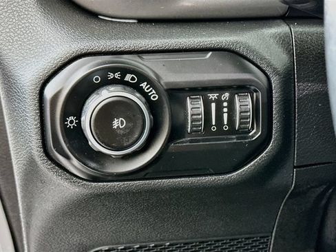 Used 2021 Jeep Wrangler Unlimited Sport AWD/4WD image 14