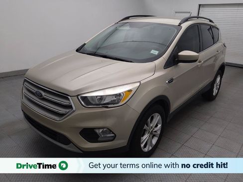 Used 2018 Ford Escape SE w/ SE Sync 3 Package FWD image 1