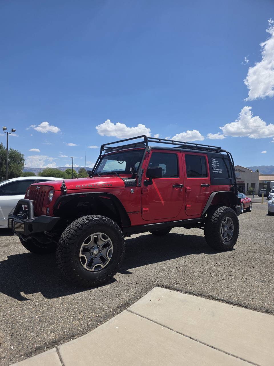 Used 2016 Jeep Wrangler Unlimited Rubicon w/ Connectivity Group AWD/4WD image 1