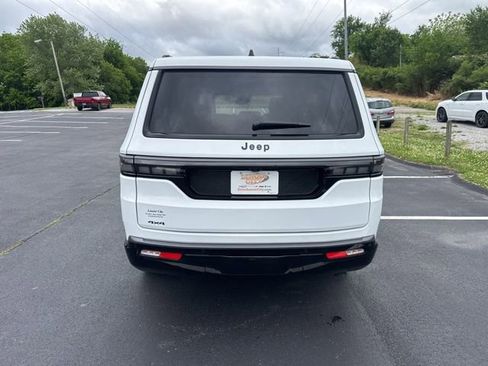 New 2026 Jeep Grand Wagoneer Limited AWD/4WD image 6