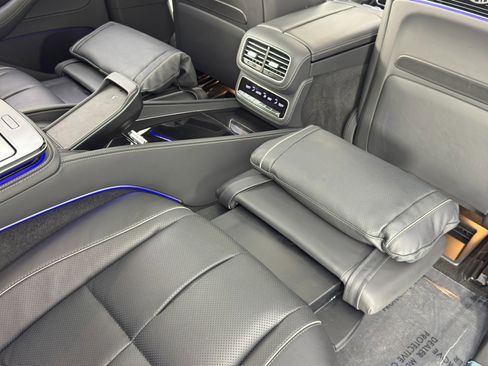 Used 2022 Mercedes-Benz Maybach GLS 600 4MATIC image 65