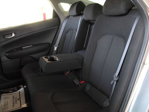 Used 2017 Kia Optima LX w/ Option Group 014 FWD image 15
