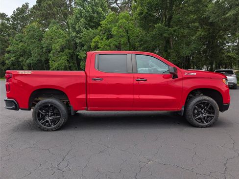 Used 2023 Chevrolet Silverado 1500 LT Trail Boss w/ Protection Package AWD/4WD image 6