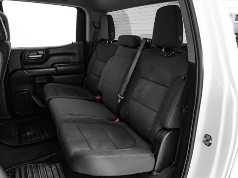 Used 2019 Chevrolet Silverado 1500 Custom w/ Custom Value Package image 34