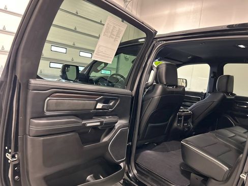 Used 2025 RAM 1500 Laramie AWD/4WD image 30