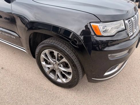 Used 2021 Jeep Grand Cherokee Summit w/ Platinum Series Group AWD/4WD image 4