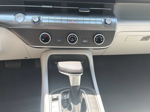 Used 2024 Hyundai Kona SE FWD image 24