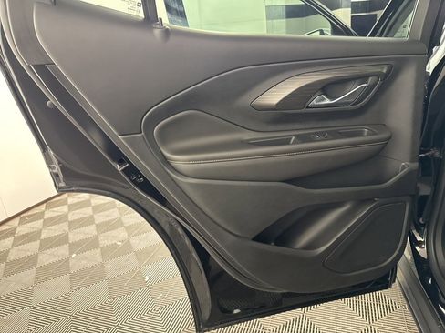 Used 2021 GMC Terrain SLT image 18