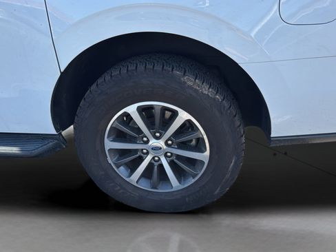Used 2019 Ford Expedition Max XLT w/ Equipment Group 201A RWD image 17