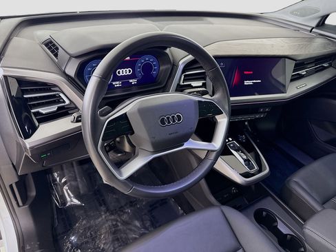 Used 2023 Audi Q4 e-tron Premium Plus w/ Premium Plus image 9