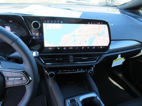 New 2025 Chevrolet Equinox EV RS image 26