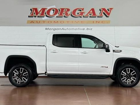 Used 2024 GMC Sierra 1500 AT4 w/ Technology Package AWD/4WD image 2