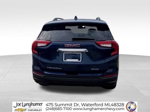 Certified 2023 GMC Terrain SLE w/ Driver Convenience Package image 8