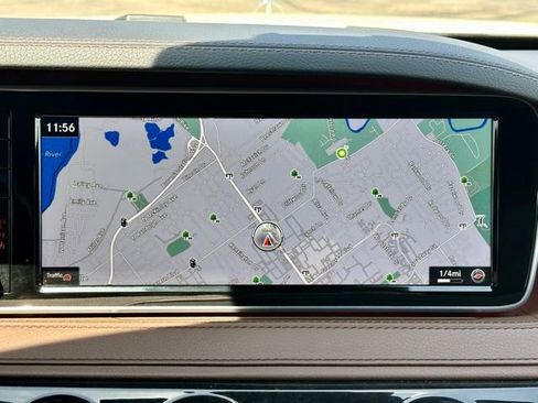 Used 2017 Mercedes-Benz S 550 4MATIC Sedan image 27