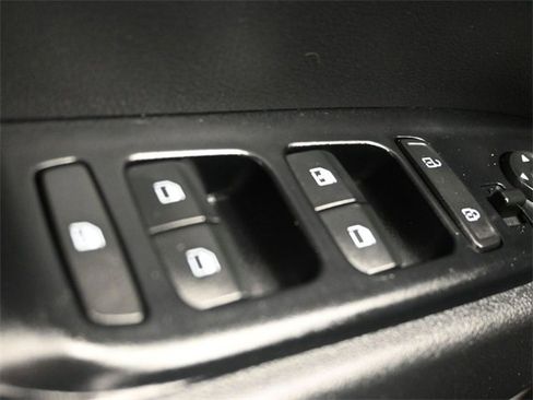 Used 2022 Hyundai Venue SE image 26