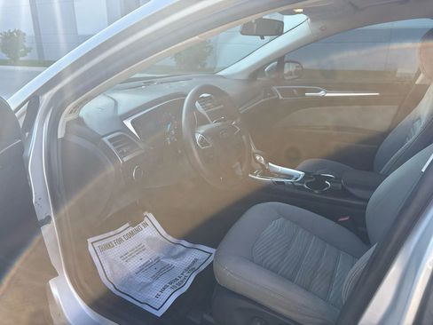 Used 2016 Ford Fusion S w/ Equipment Group 101A image 9