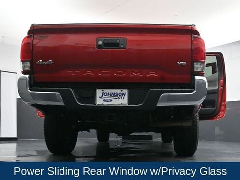 Used 2021 Toyota Tacoma SR5 image 33