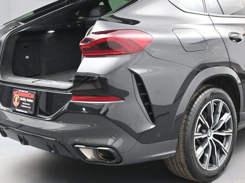 Used 2023 BMW X6 xDrive40i w/ M Sport Package image 13